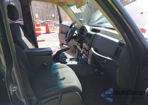 2011 Jeep Liberty Sport z USA, uszkodzony, nr VIN 1J4PN2GK6BW518711